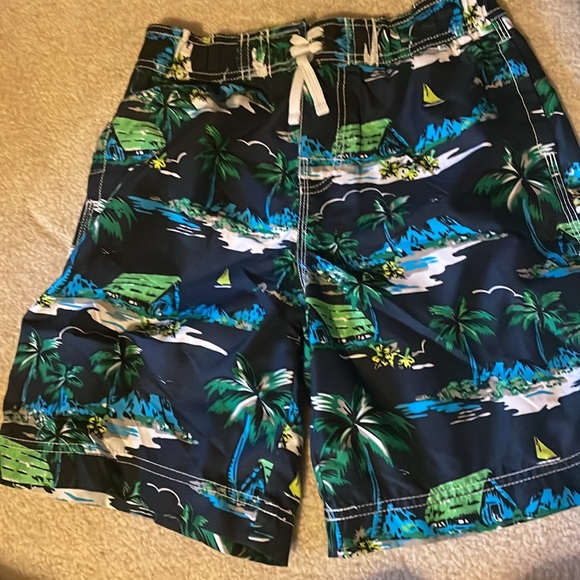 Children’s Place Swim Bag with Matching Trunks - Picture 2 of 11